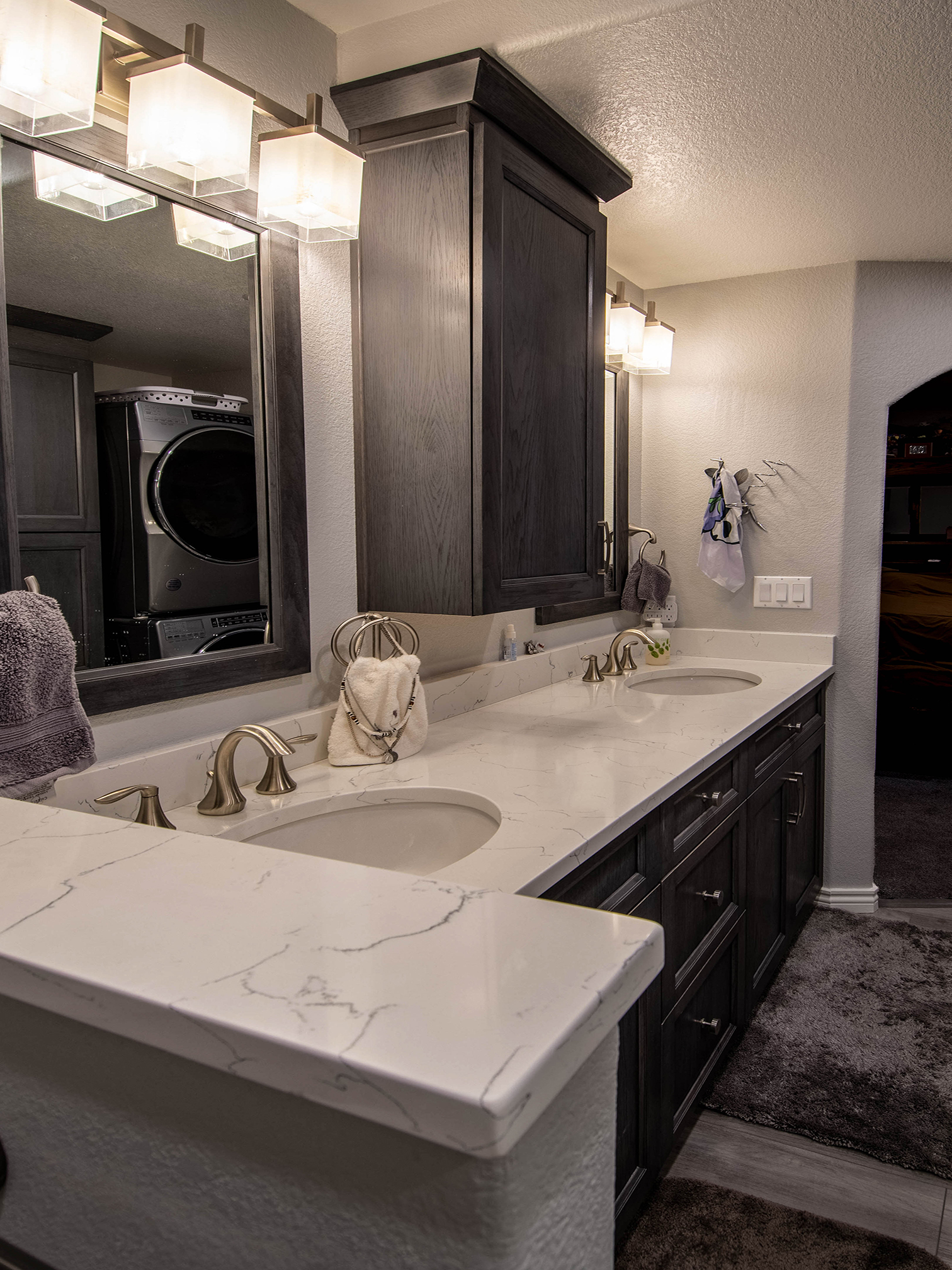 Colorado Springs - 06 Downstairs Bath - Vanity Towards Bedroom-1 small.jpg